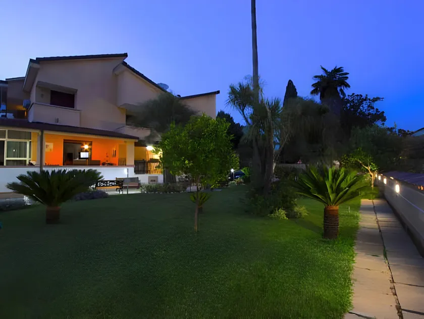 La Magnolia B&B - Image 1