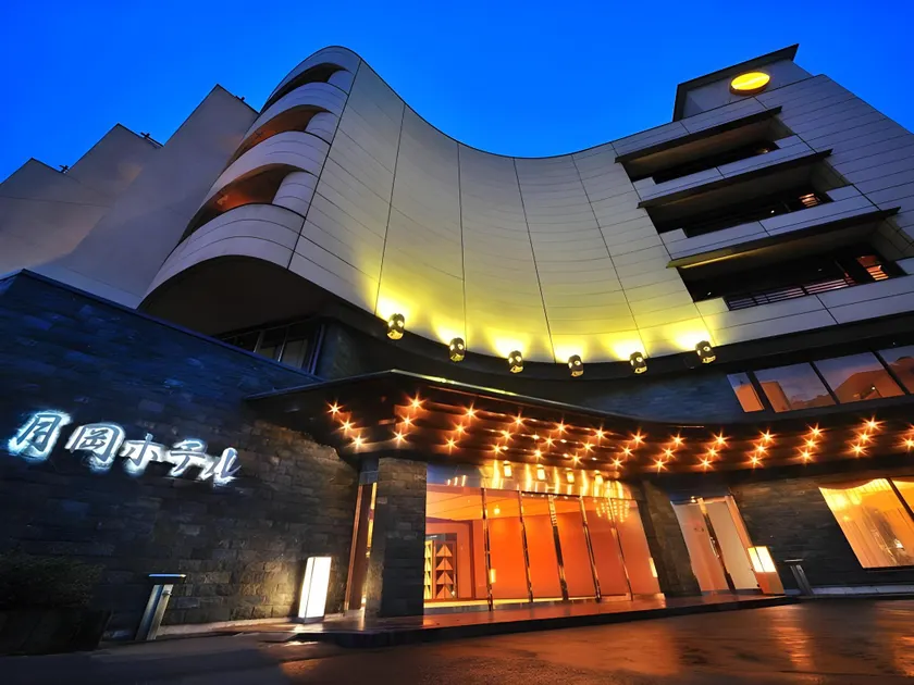 Senkeien Tsukioka Hotel - Image 1