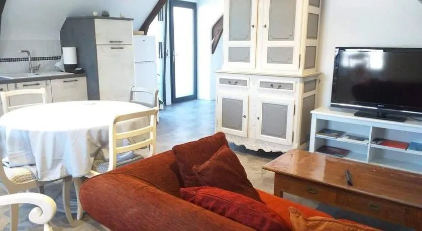 Appartement Dans Un Ancien Corp de Ferme - Image 1