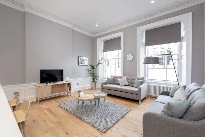 Torphichen Street 5 Star Luxury Apartment - Image 1