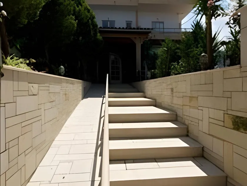 Nikos Hotel - Image 1