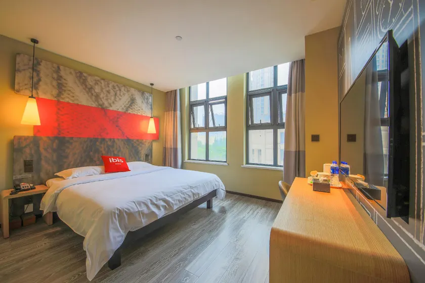 Ibis Hotel (Datong South Ring Road) - Image 1