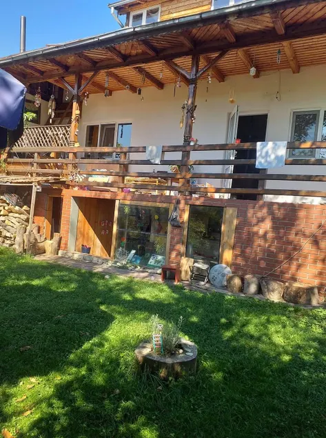 Casa Bezdead - Image 1