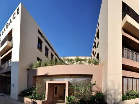 Lagace Hotel - Image 1
