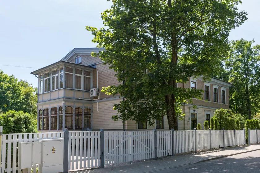 Roze Boutique Apartments - Image 1