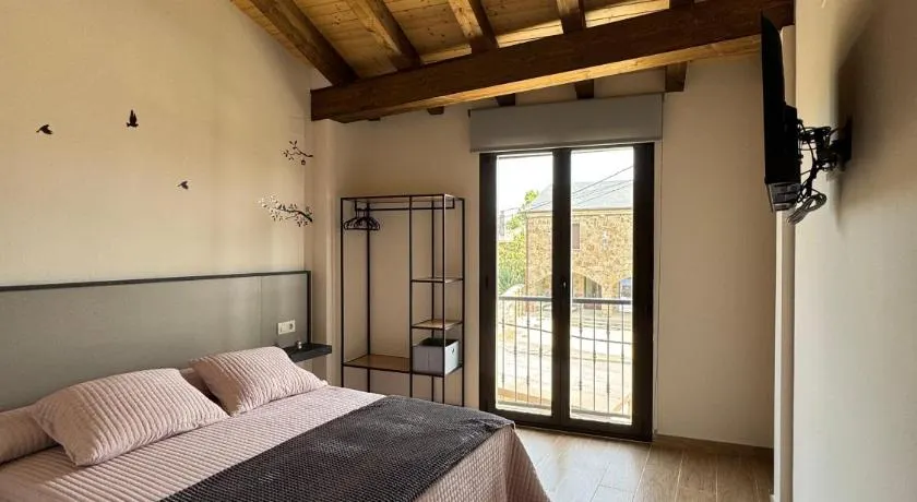 Hotel Rural El Pingón - Image 1