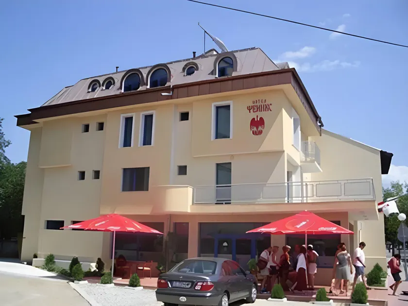 Fenix Family Hotel - Image 1