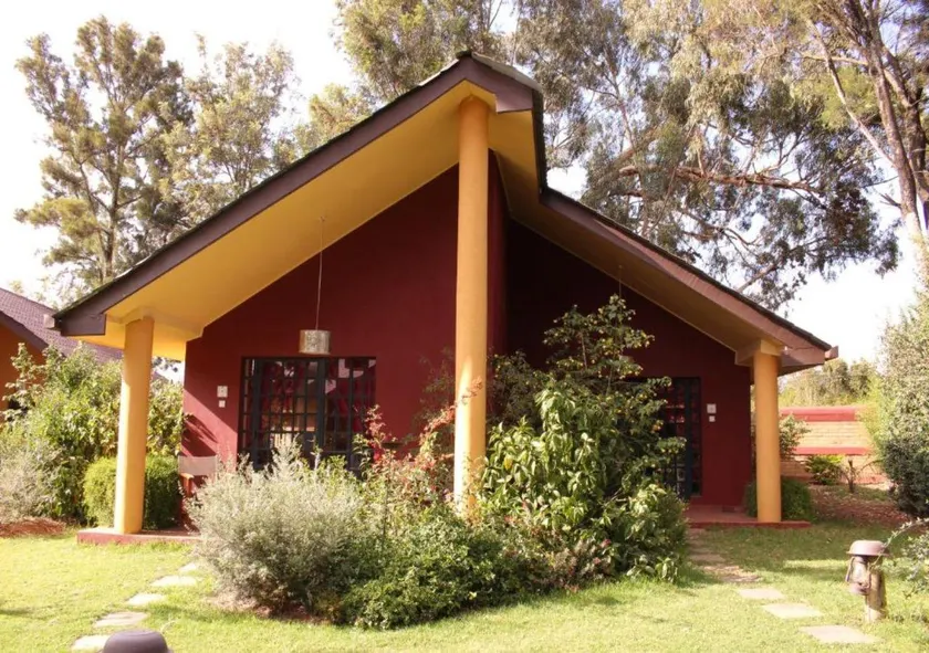Le Rustique Hotel - Image 1