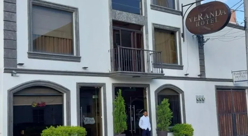 Veranda Hotel - Image 1
