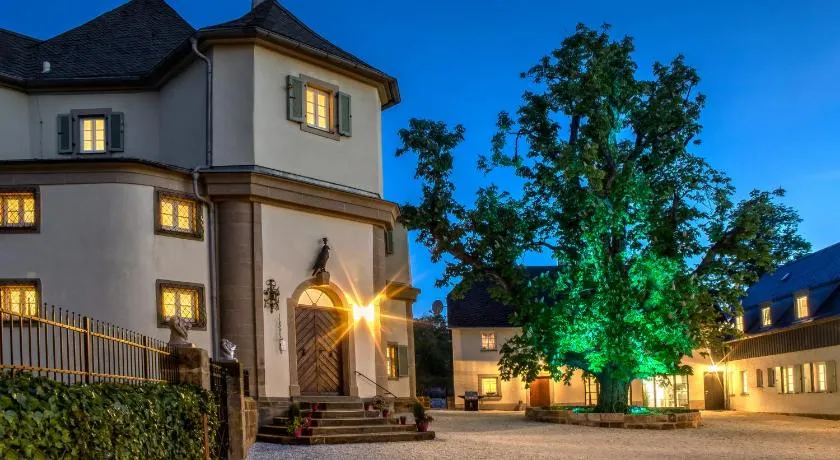 Schloß Falkenhaus - Image 1