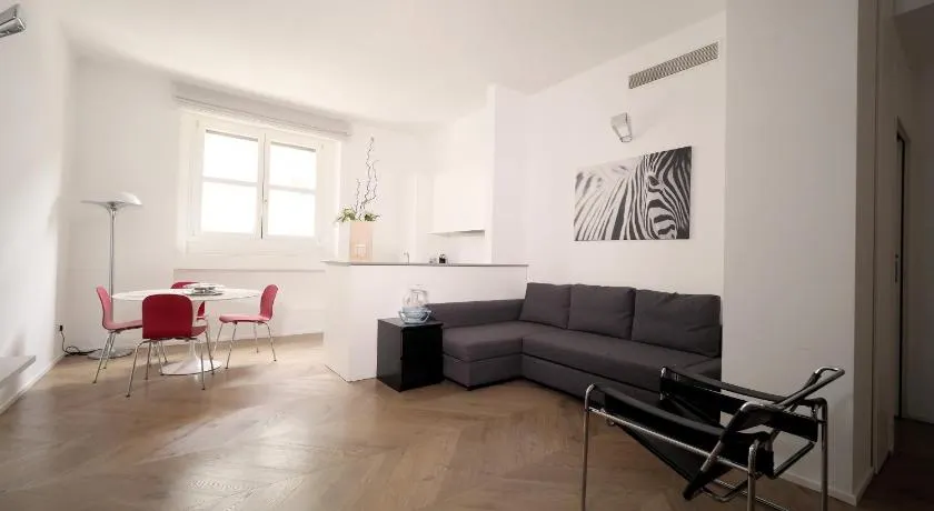 Appartement de luxe à Montenapoleone - Image 1