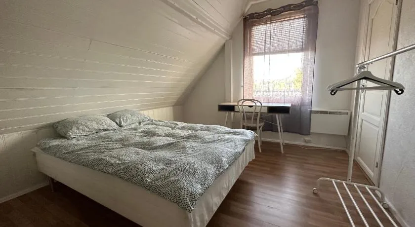 Family Room Near Oslo Free Parking - Image 1
