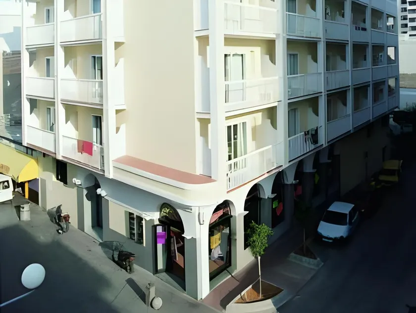 Excelsior Estudios & Apartamentos - Image 1