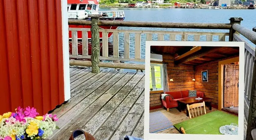 Reine Harbour Cabins - Image 1