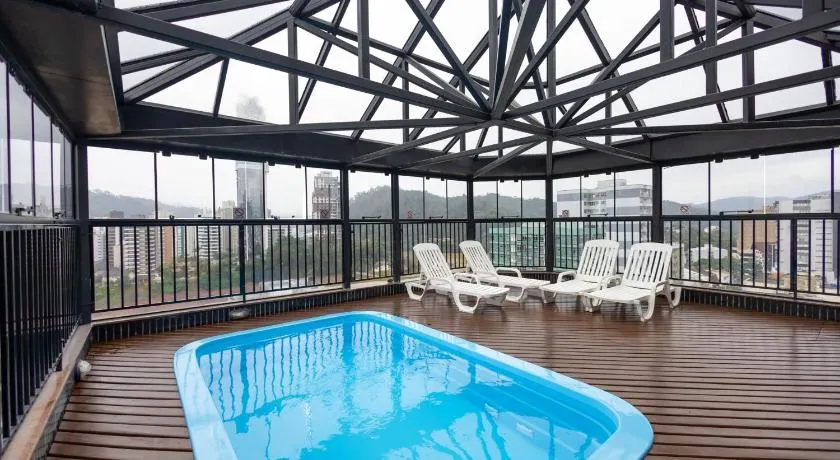Apto Completo Centro Blumenau Piscina Rua XV - Image 1