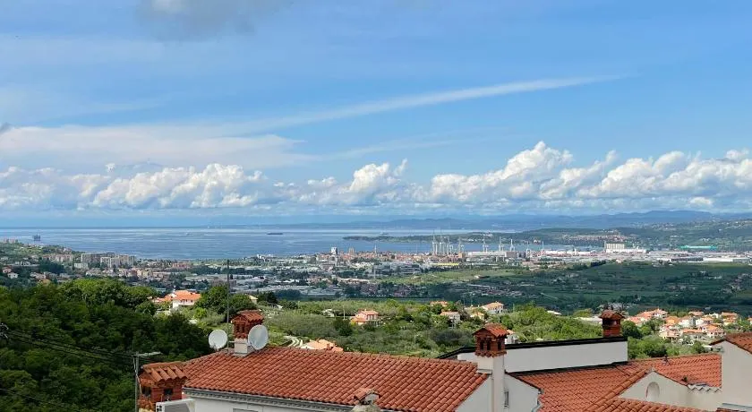 Casa Capodistria with sea view - Image 1