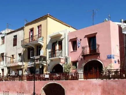 Bozzali Deluxe Hotel - Image 1
