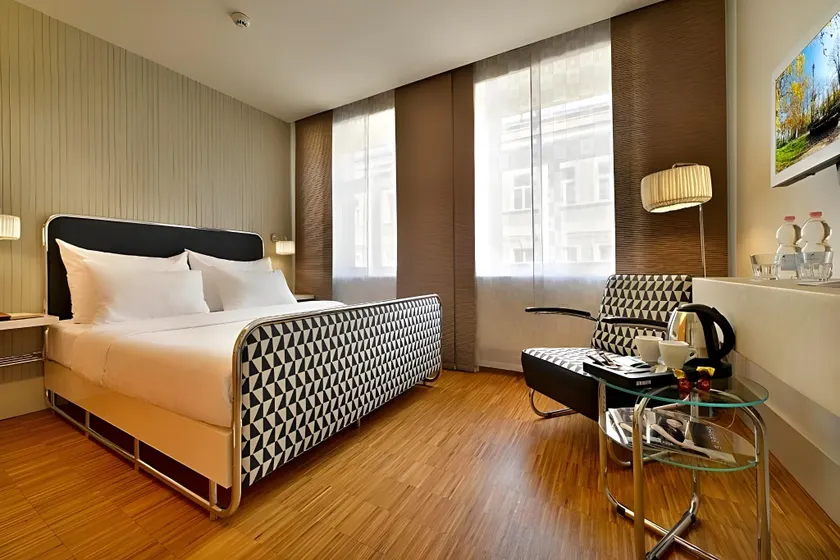 Three Crowns Hotel Prague - Image 1