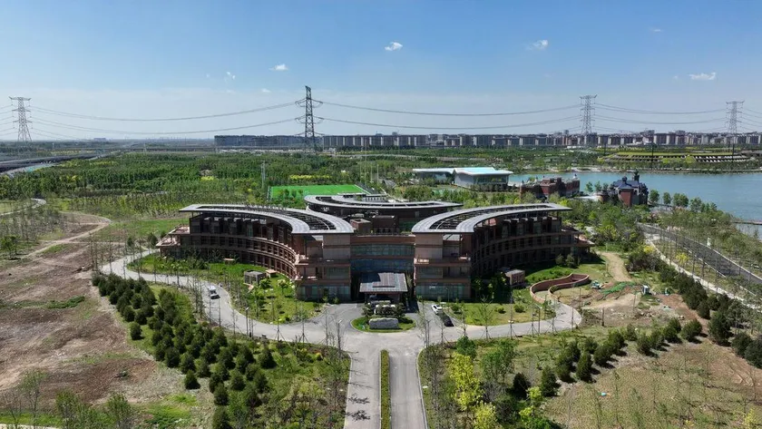 HEYIHOTEL - Image 1