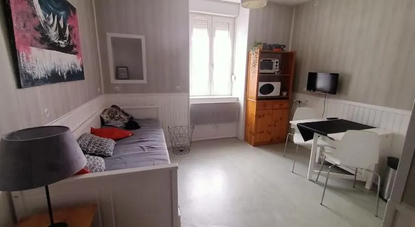 Studio idéalement situé à Ax les thermes - Image 1