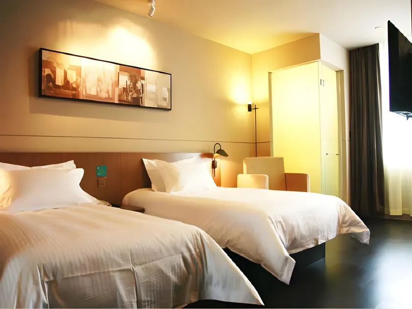 Jinjiang Inn Select Guiyang Daxing Xingcheng - Image 1