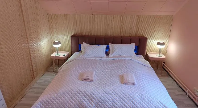 4B Stay - Best Budget Boutique Boardinghouse - Image 1