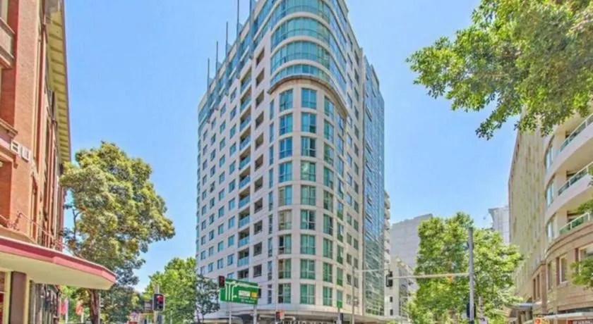 Luxury CBD Apartment with Darling Harbour Views - Image 1