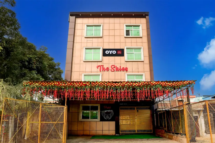 Hotel O The Skies - Image 1