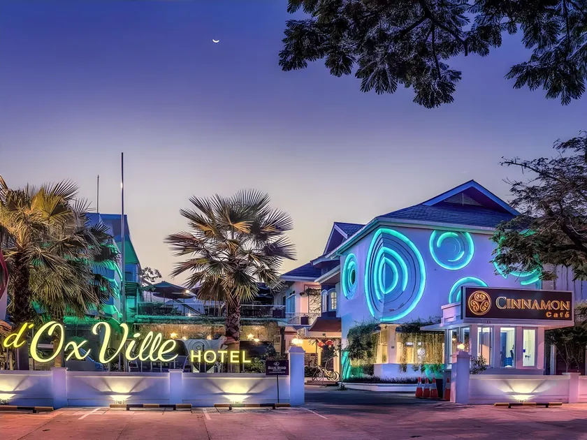 Oxville Hotel - Image 1