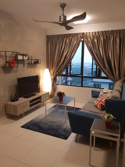 Top Sky Living@The Heights Residance /6-8pax*WIFI* - Image 1