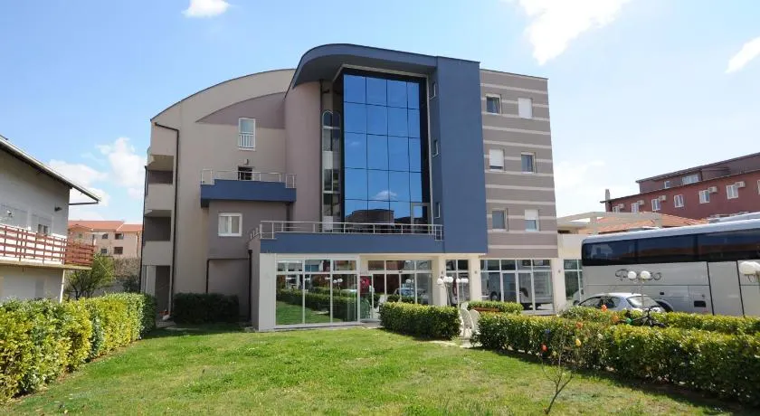 Hotel Rosabel - Image 1