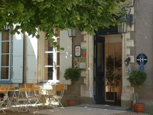 Hôtel du Mail - Image 1