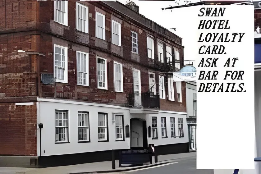 Swan Hotel - Image 1