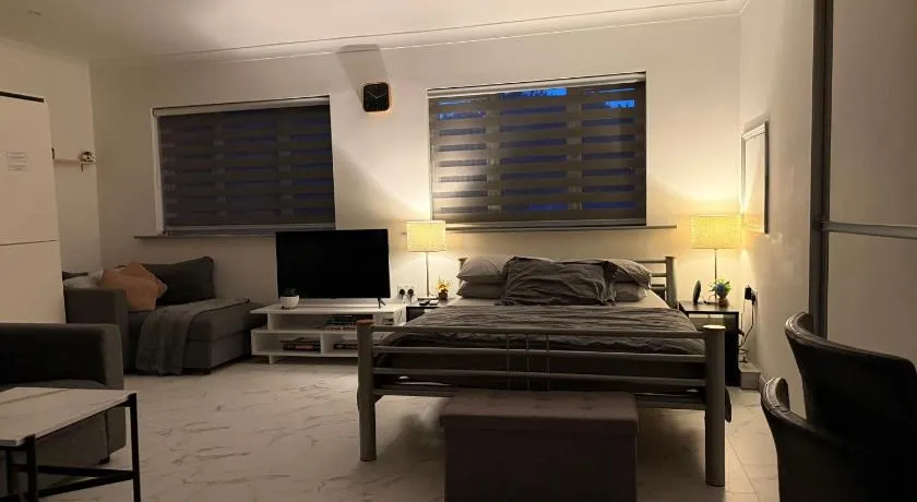 Fully Detached Studio Annexe with King Bed for 2 & Sofa Bed for 2 - Image 1