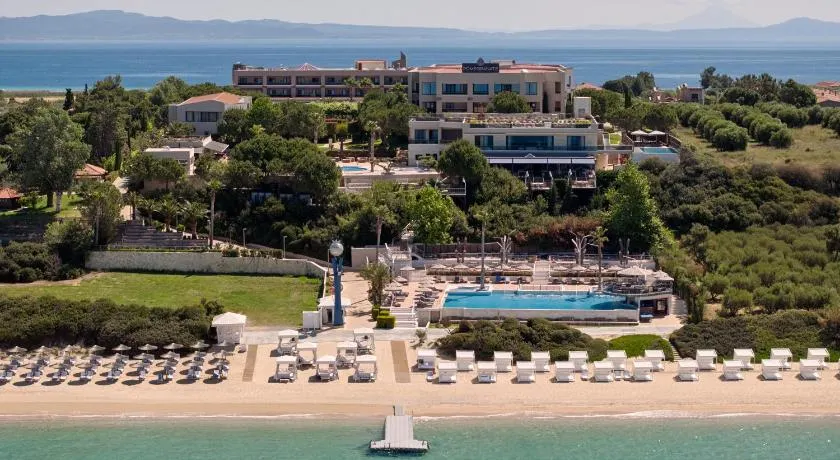 Pomegranate Wellness Spa Hotel - Image 1