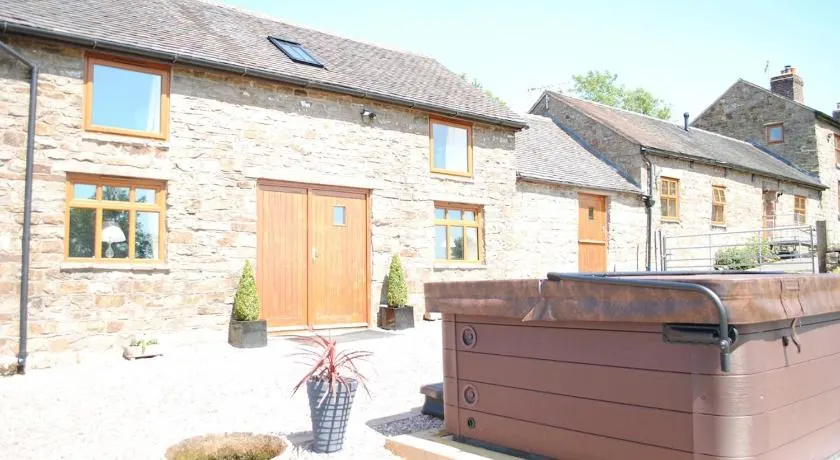 The Stables at Brambles Farm - Image 1