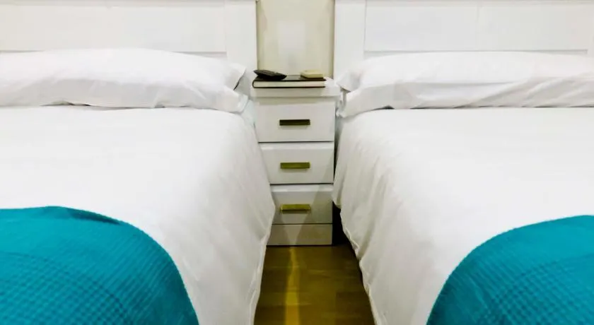 Hostal Habitaciones Albero - Image 1
