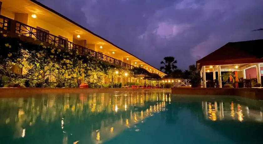 Bamboo Garden Hotel - Image 1