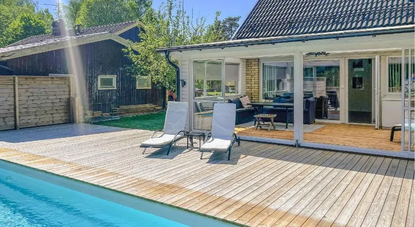 3 Bedroom Beautiful Home In Gislaved - Image 1