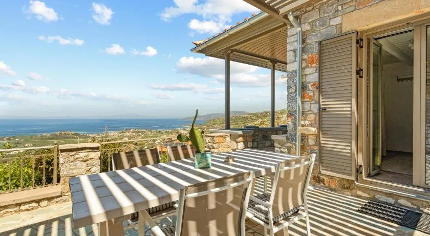 Tonia's Villa - Image 1