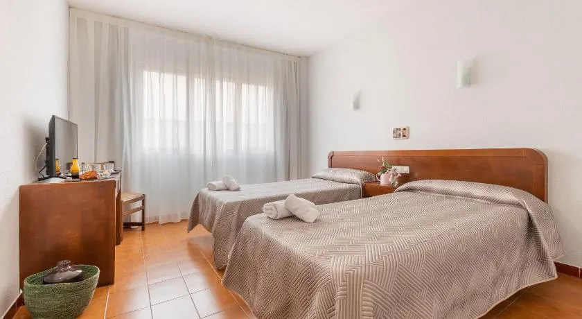 Hotel Sierra de Arcos - Image 1