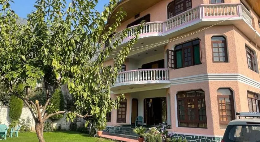 Dilaram Guest House - Image 1