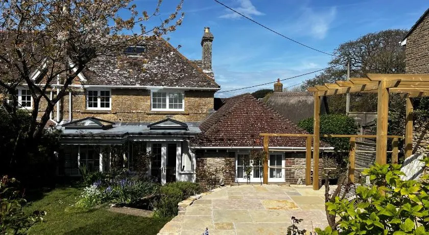 East Cottage - Image 1