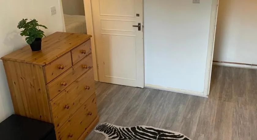 Central London Serviced Apartment near Borough station SE1 - Image 1
