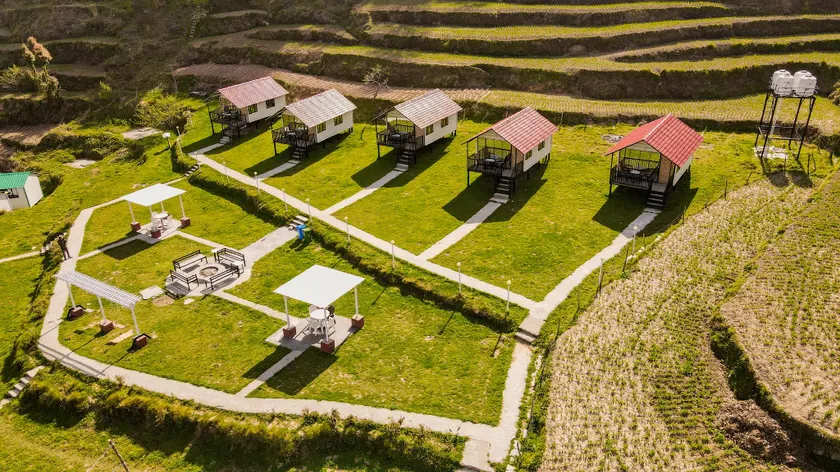 THE HILLSIDE COTTAGES - Image 1