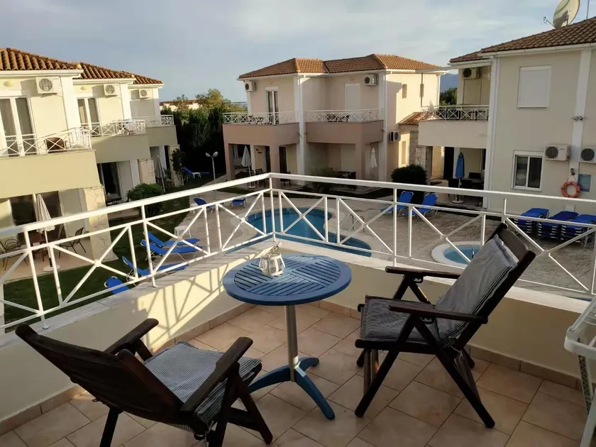 Kalamaki Court Villas - Image 1
