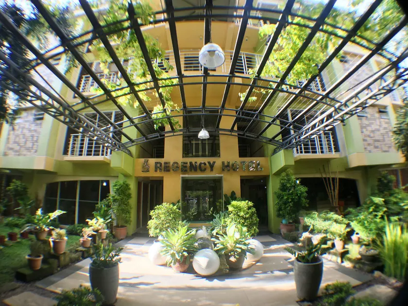 Regency Hotel de Vigan - Image 1