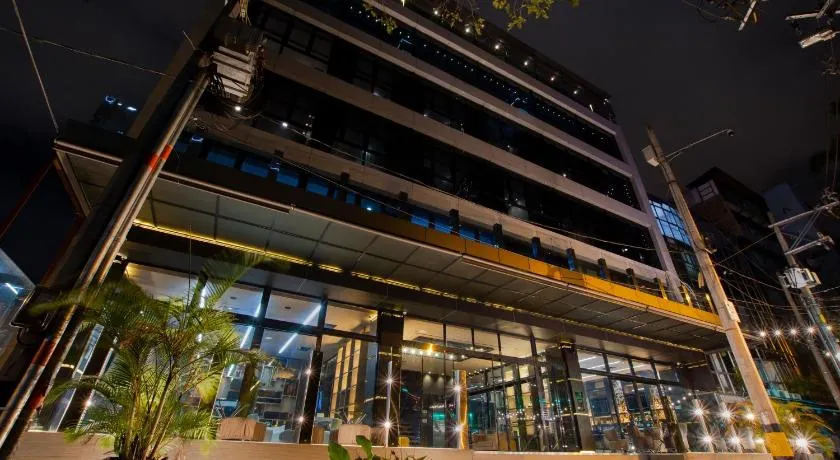 Europa Suites Medellin - Image 1