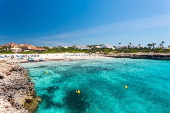 Appartement de vacances avec piscine, terrasse et jardin | Vue mer - Image 1