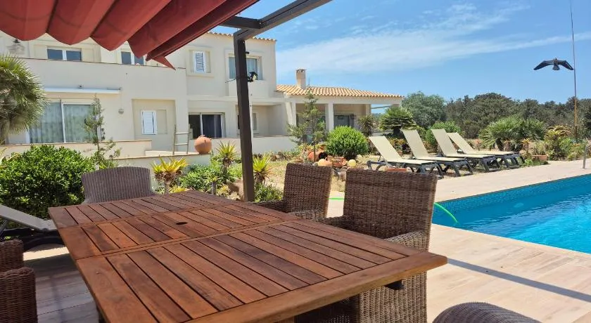 Apartamentos Casa Romantica - Image 1